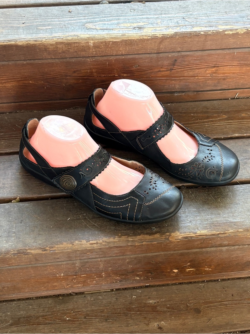 Mary Jane Rieker Antistress Black Leather Flats Wedge Conch Hook Loop Laser Cut